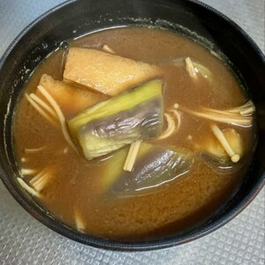 茄子とえのきと小揚げの味噌汁